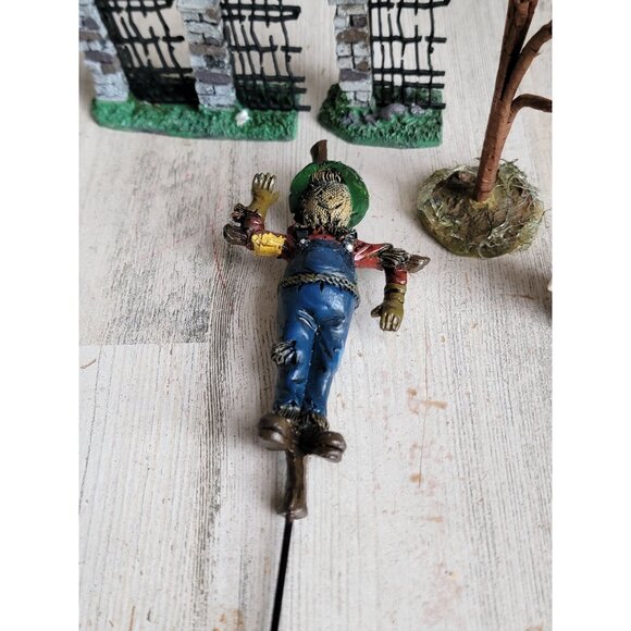 Halloween Gates scarecrow ghost Village accessory set decor - Picture 2 of 9